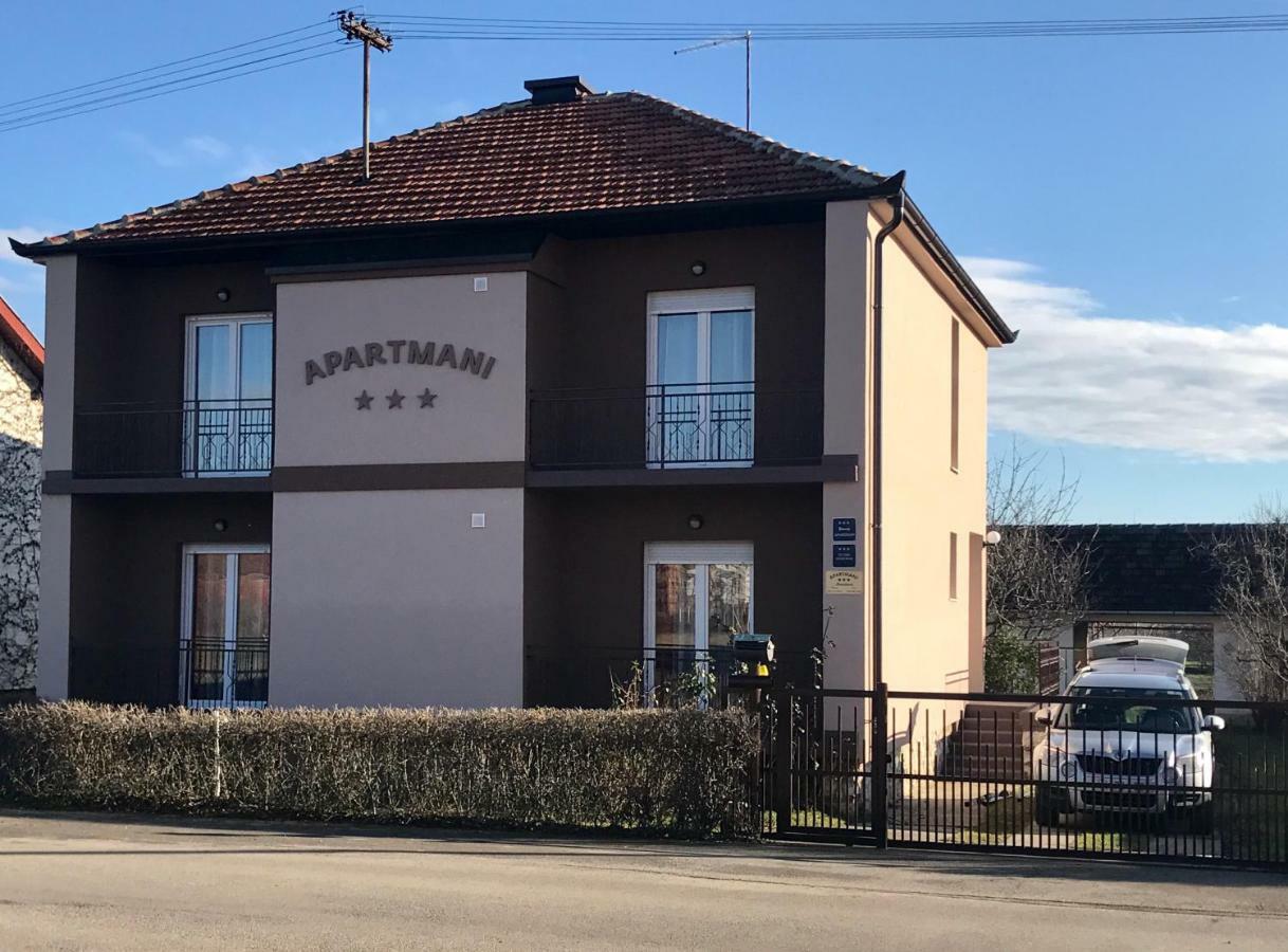 Apartmani Matosevic Ivankovo Buitenkant foto