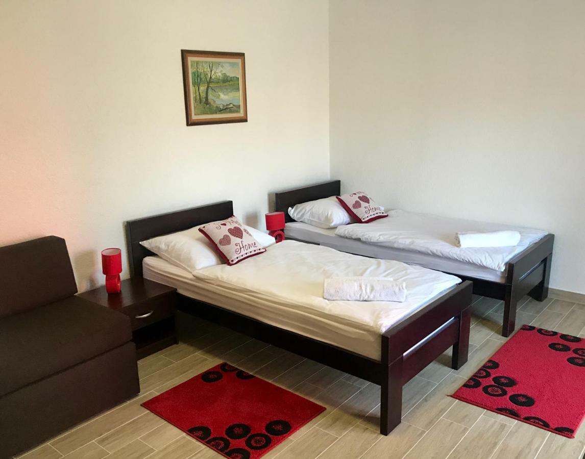 Apartmani Matosevic Ivankovo Buitenkant foto