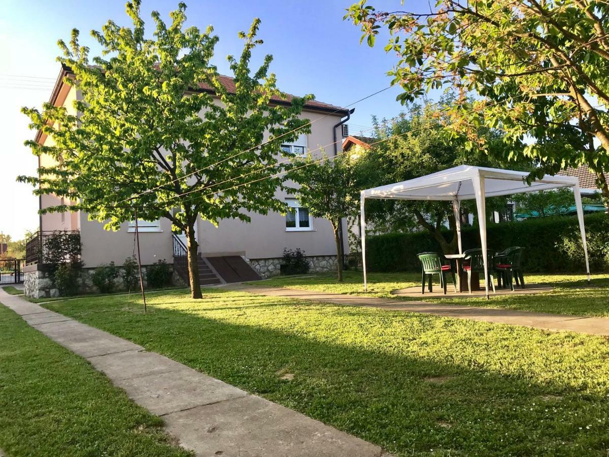 Apartmani Matosevic Ivankovo Buitenkant foto