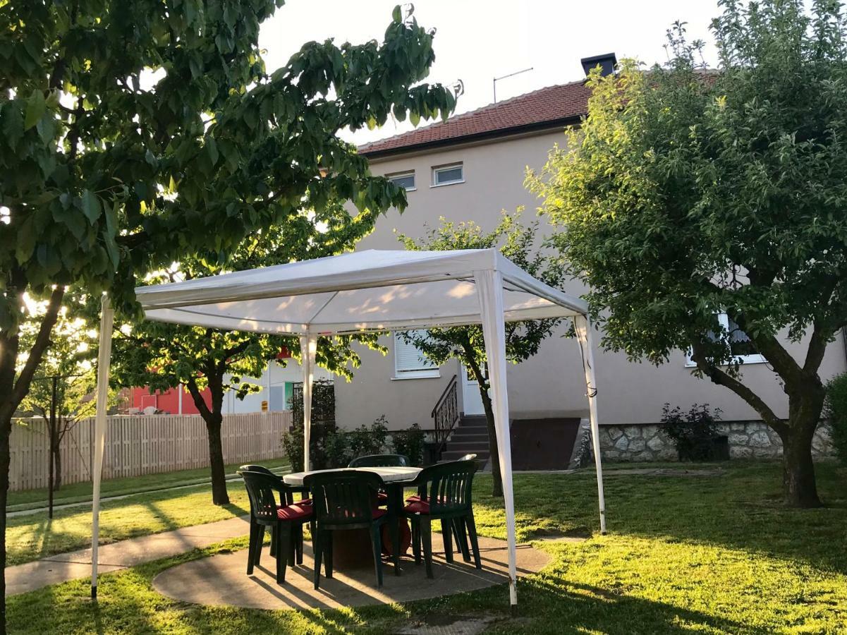 Apartmani Matosevic Ivankovo Buitenkant foto